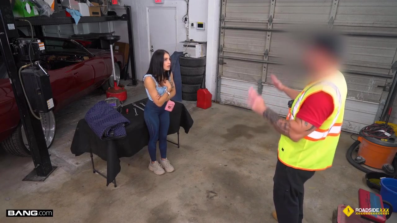 Roadside Finds A Creative Way To Get Insured - Sofie Reyez And G I Joey