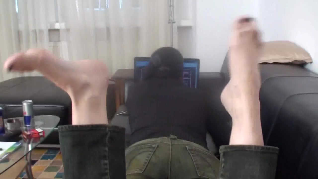 Xenia's feet dangling to the music by Foot Girls