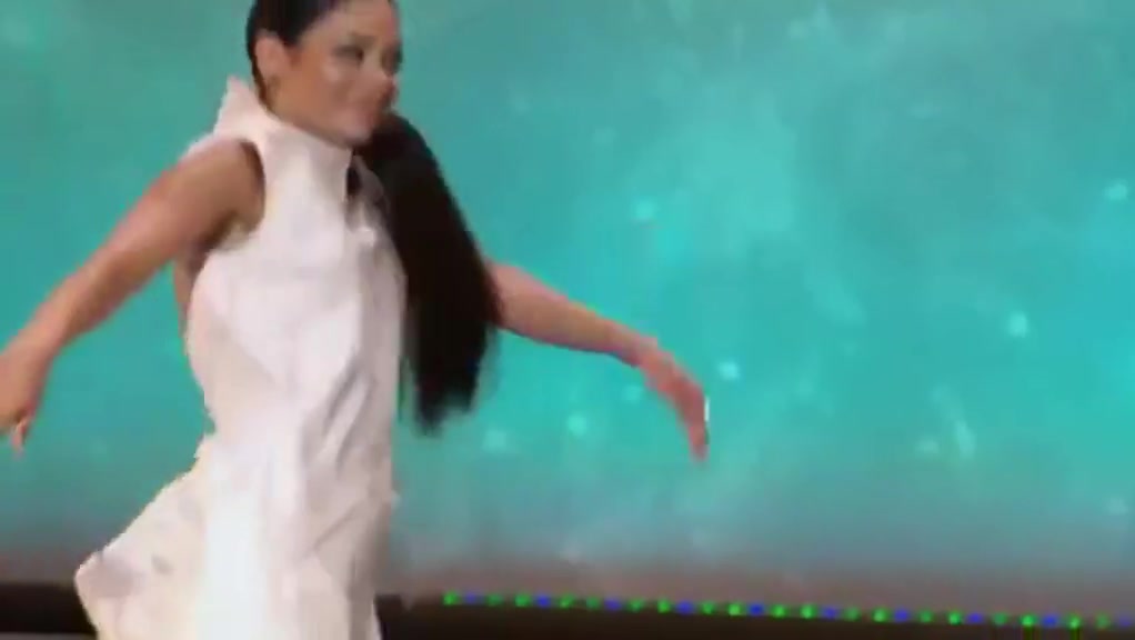 Vanessa Hudgens - ''So you Think you can Dance'' s14e01