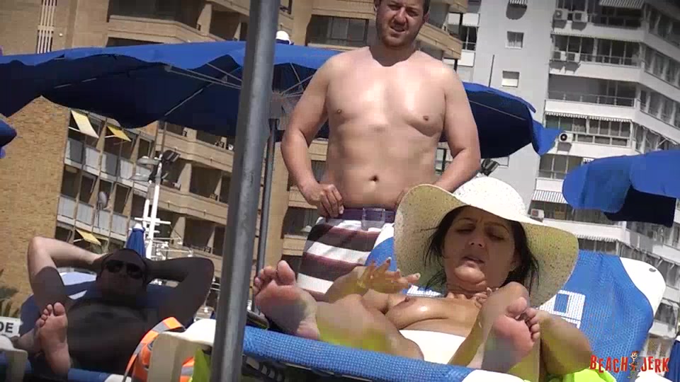 Boobs and sunbeds 07 - BeachJerk
