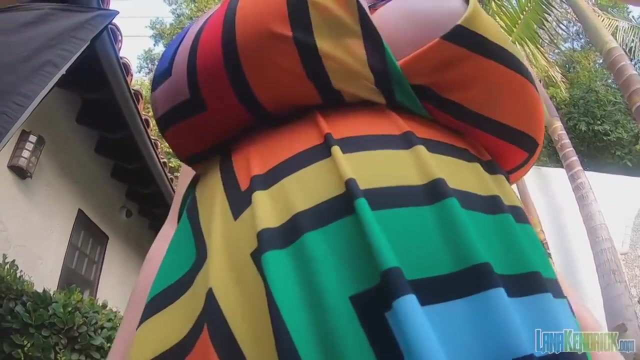 Lana Kendrick - Gets Her Tits Outside