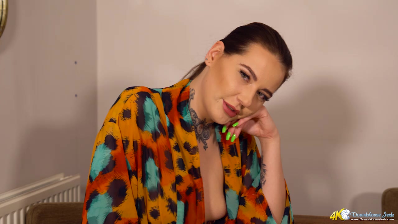 Private Meeting - DownblouseJerk