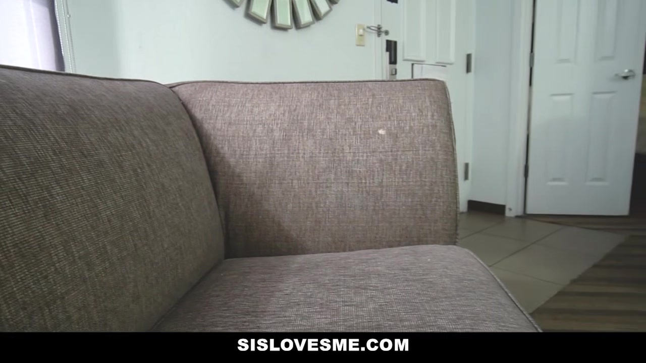 SisLovesMe - Kinky Stepsiblings Hook Up While Step mom And Step dad Are Gone