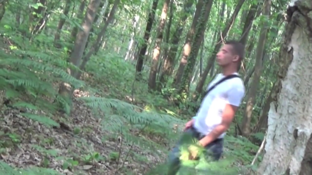 Justin fucked by straight Arab in wood cruising outdoor - CrunchBoy