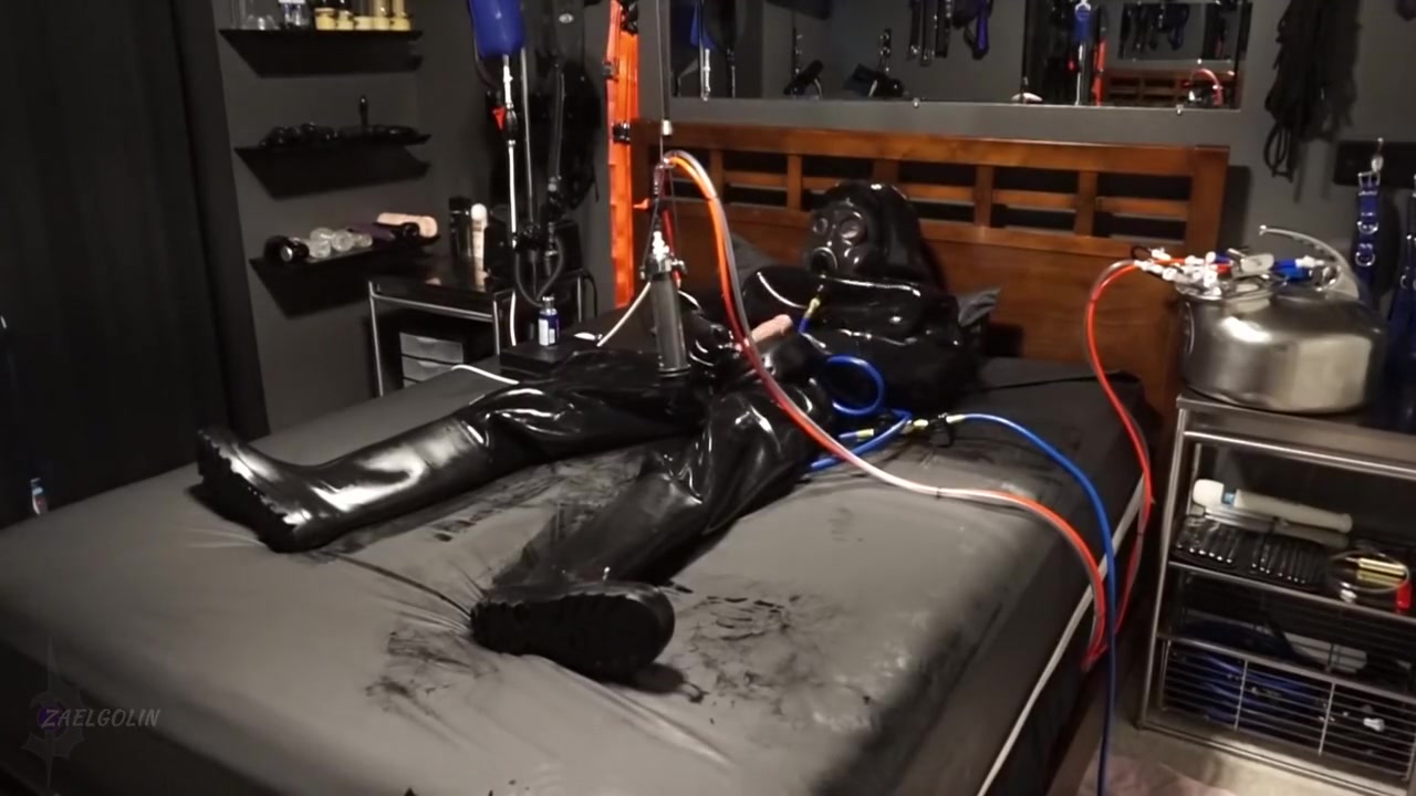 Rubber Cyborg Electro Milking