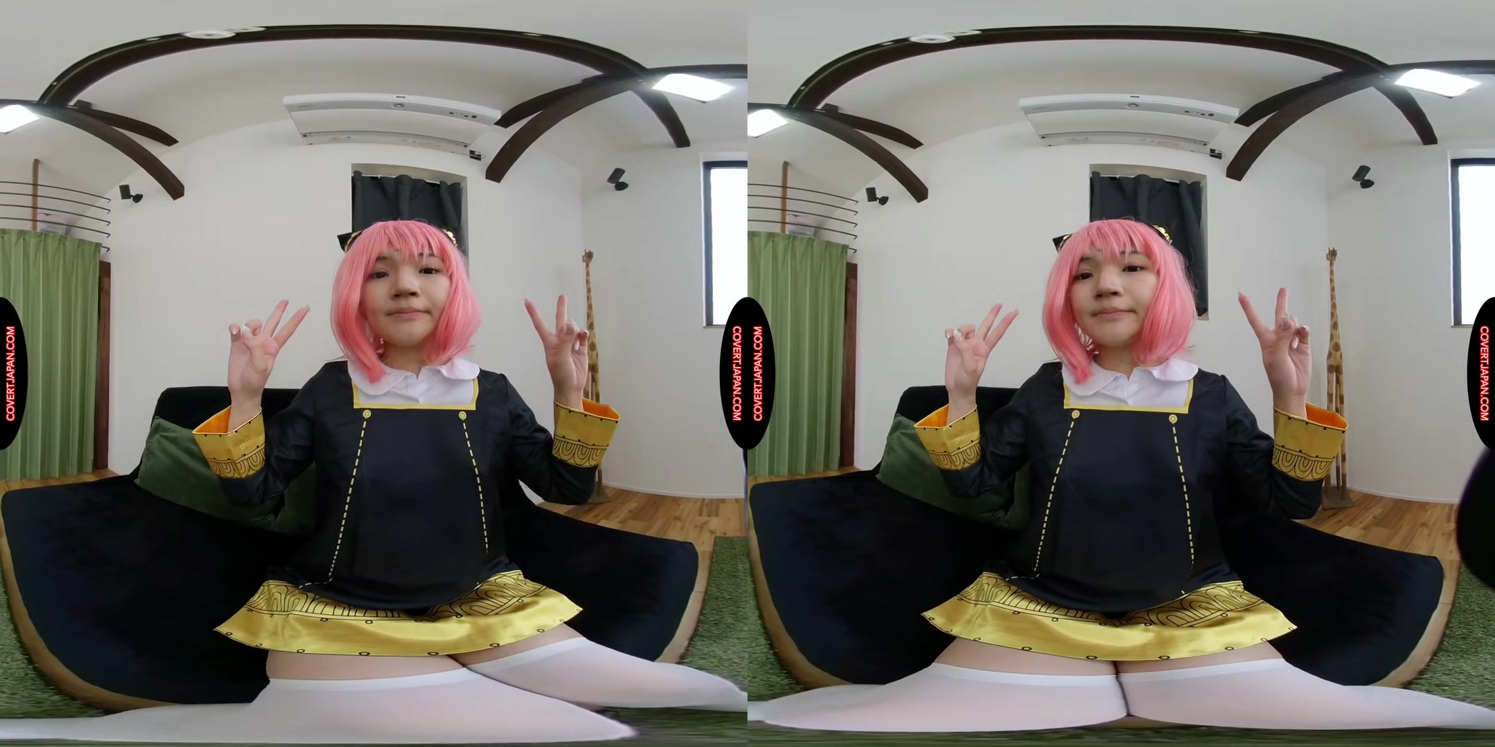 Anya Likes Cosplay