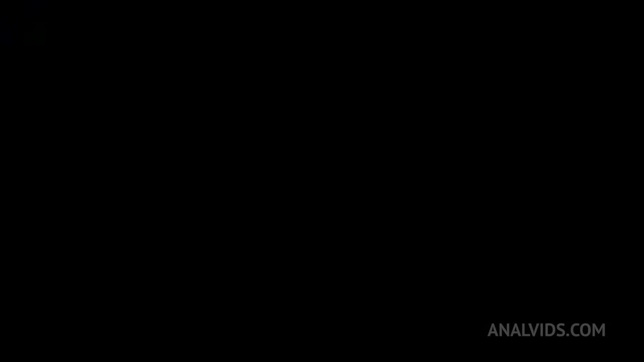 Larissa Leite assfucked by 4 huge cocks with DAP and 0% Pussy