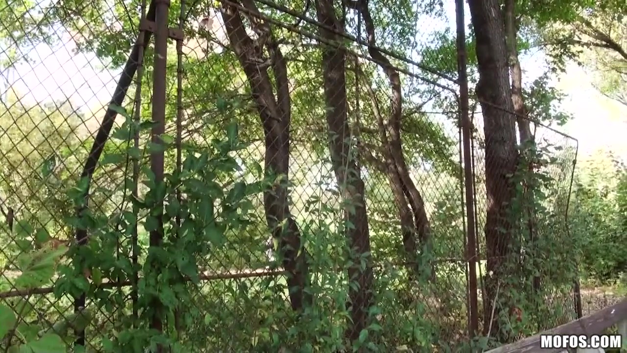 Alive Bell in Russian Nurse Public Sex - PublicPickups