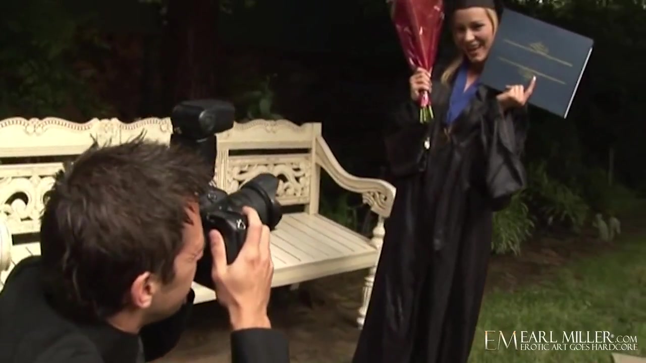 Is Ready To Get Her Cunt Eaten & Dicked By - Johnny Castle And Brooke Cherry