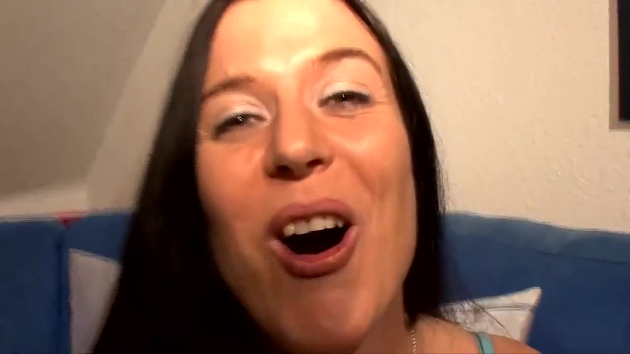 Casting Milf Mit Happy End Tittenfick