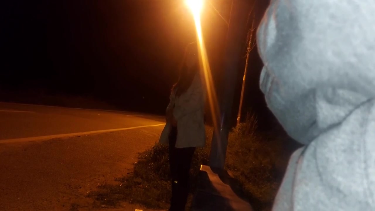 Mostrei Minha Bunda Para Um Estranho No Ponto De Onibus! 5 Min With Jennifer Pimenta And Wide Hips