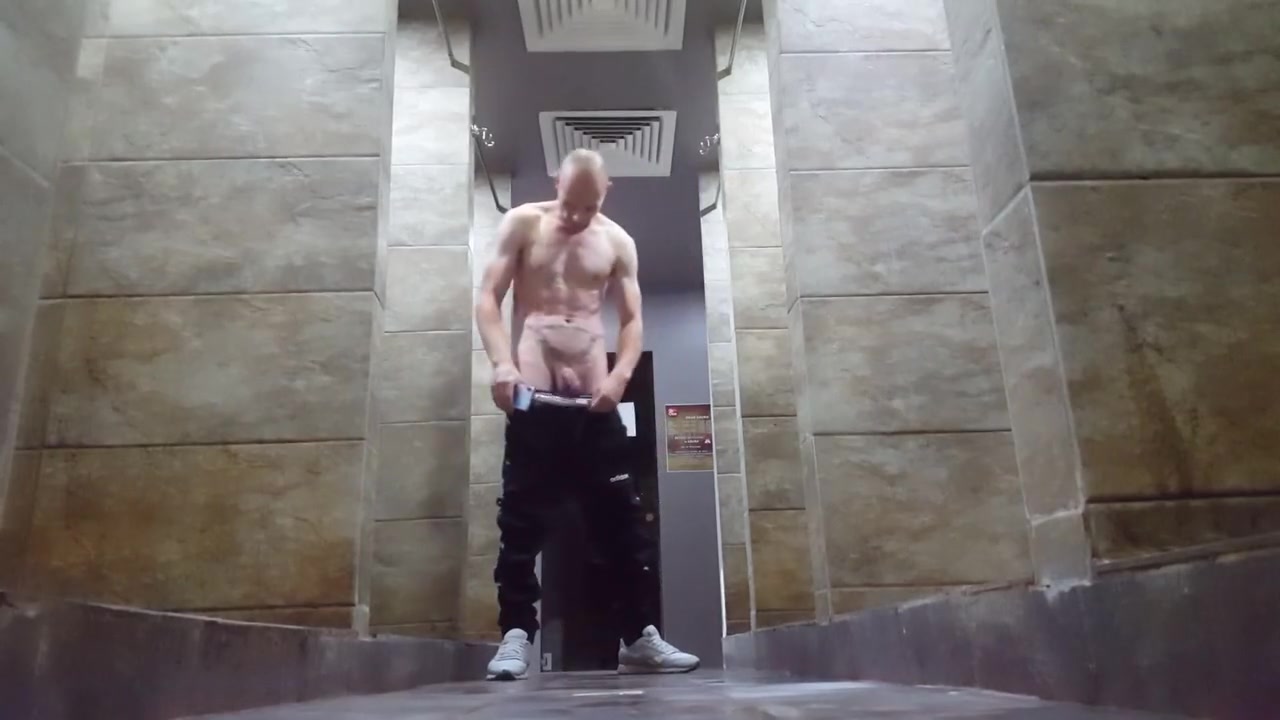 4k Video. Me Showing Off In Public Floor. Toned Ripped Body. Flexing