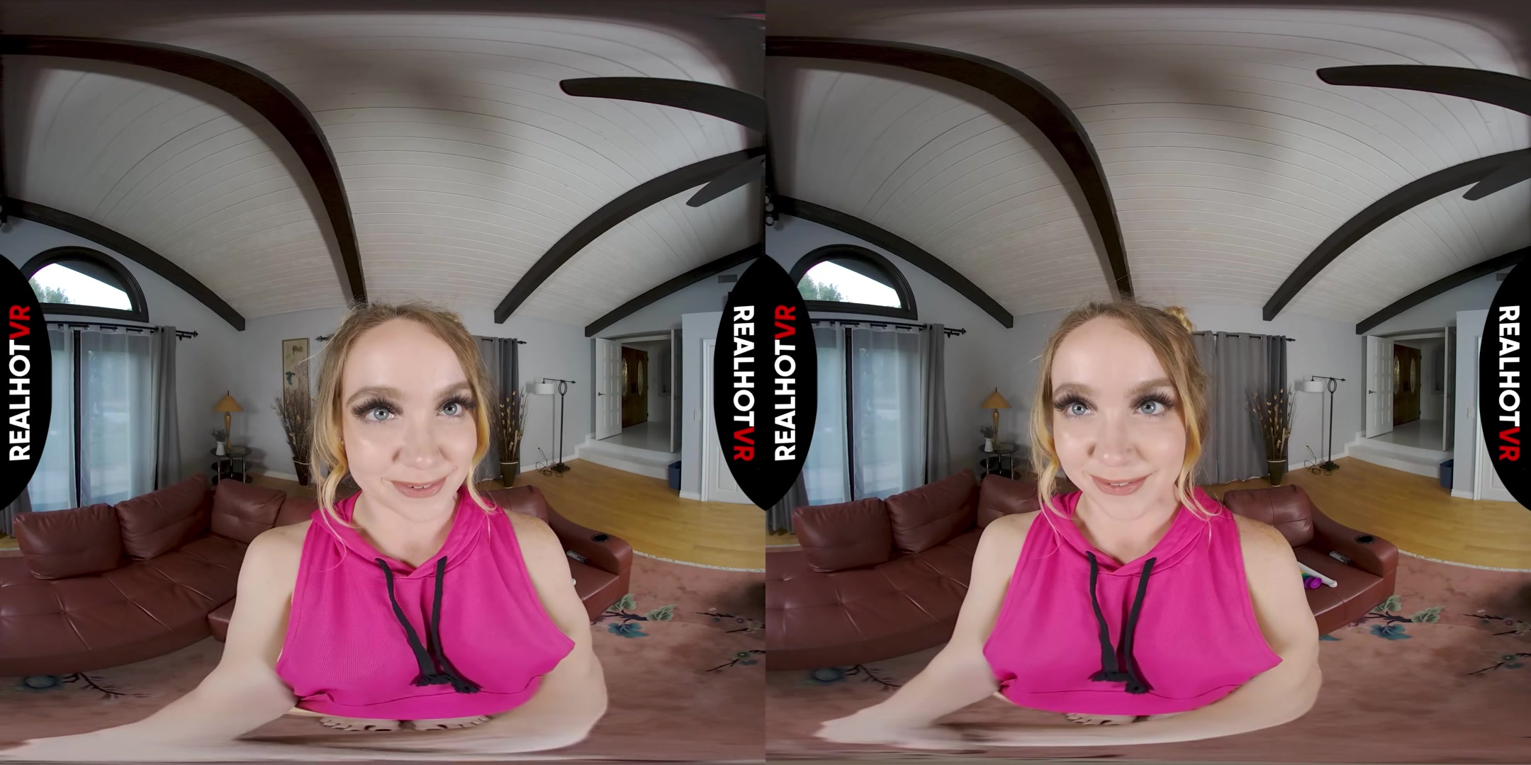 UP CLOSE! Perfect teen 18+ Gets Her Young Pussy Fucked - RealHotVR