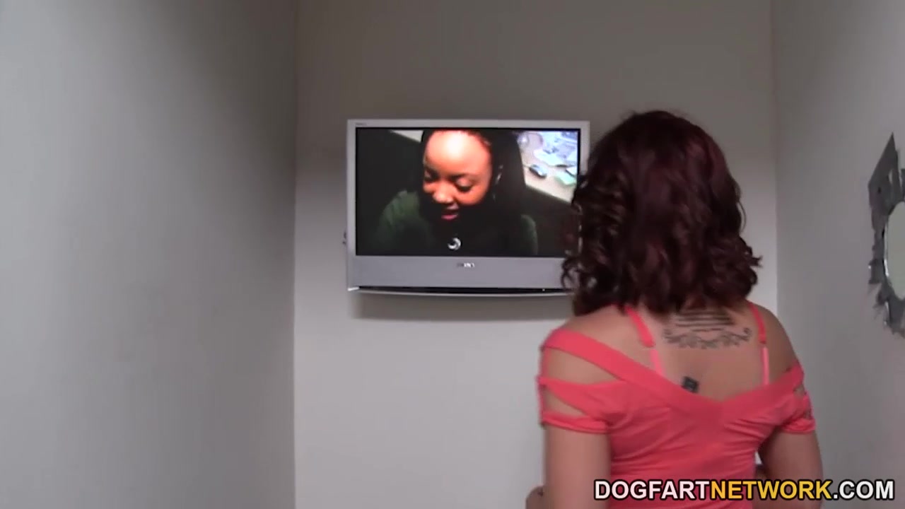 Jaydence Rose sucks two gloryhole BBC