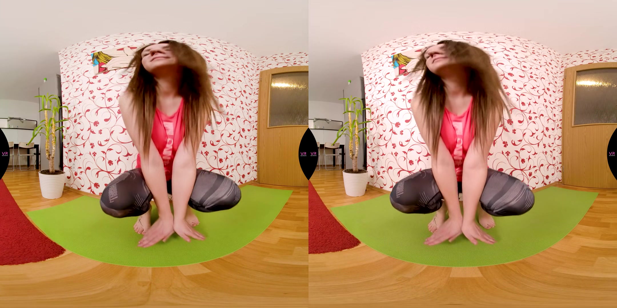 Amateur Girl Masturbates While Doing Yoga - Fit Babe Solo with Toy