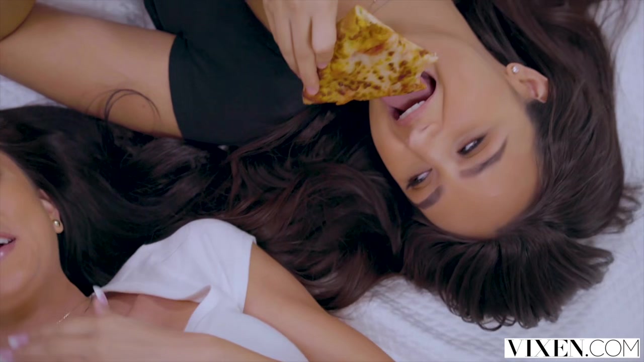 VIXEN Ariana Marie and Eliza Ibarra Are Best Friends Who Love To Have Fun Together