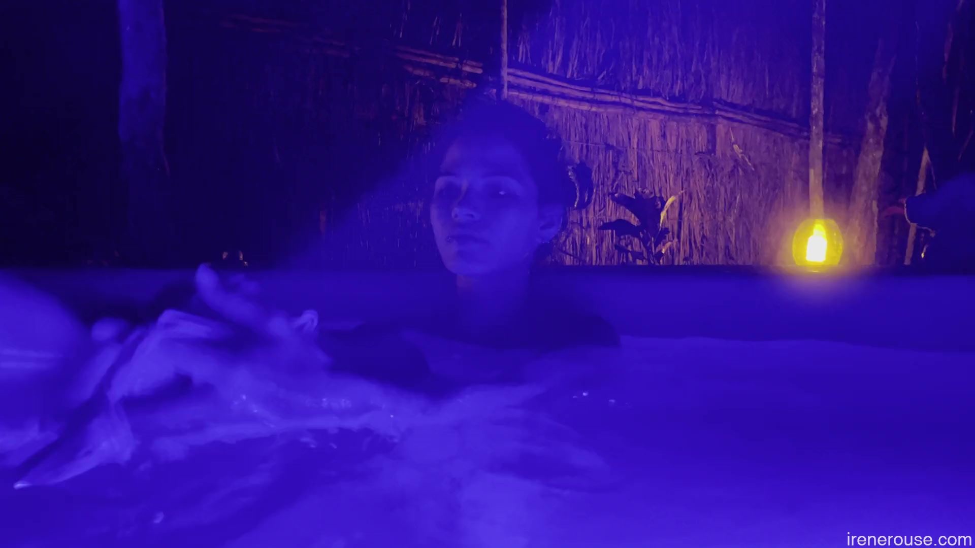 Night Bath - Sex Movies Featuring Irene Rouse