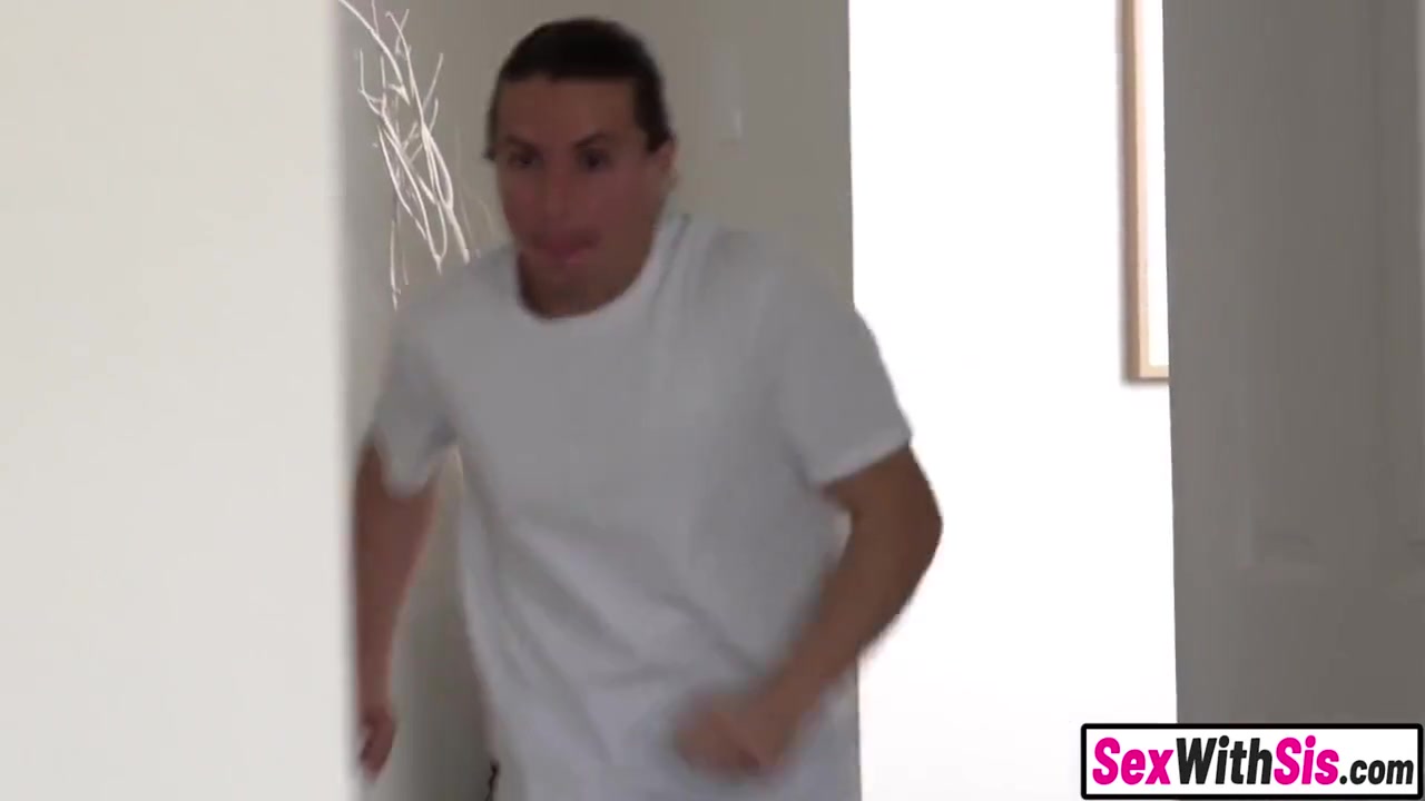 Petite Teen 18+ Stepsis Lets Stepbro Smash