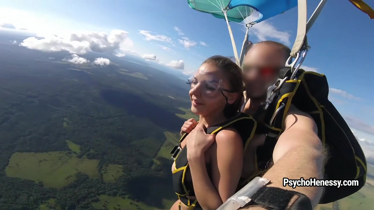 Henessy - Naked Parachute Jump