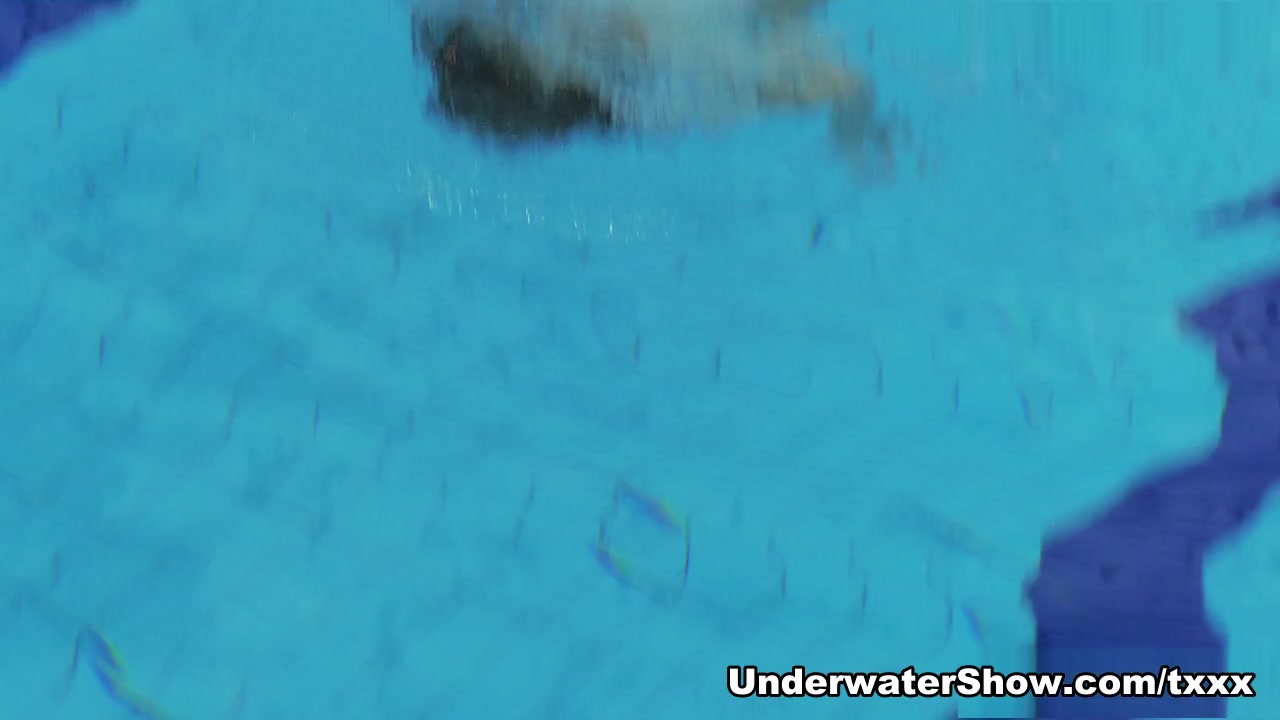 UnderwaterShow Video: Soroka