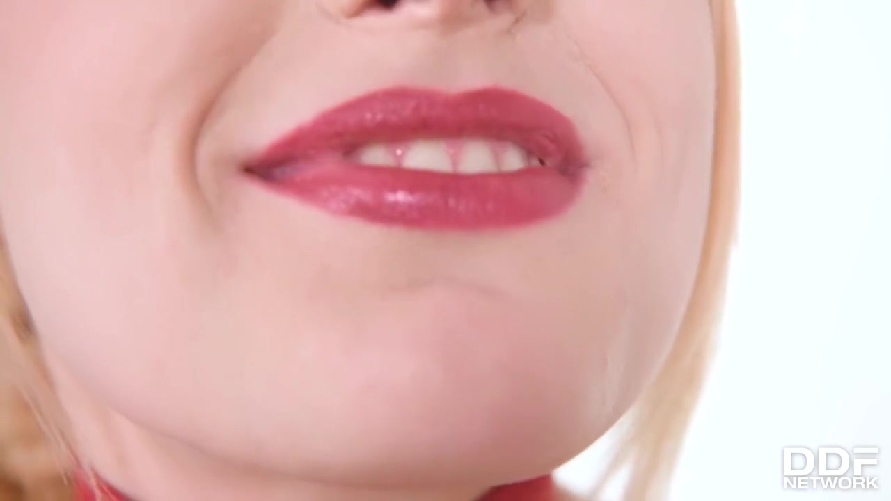 Angel Wicky In Hot Blonde Milf Titty Rides With Her Enormous 34ddd Hooters