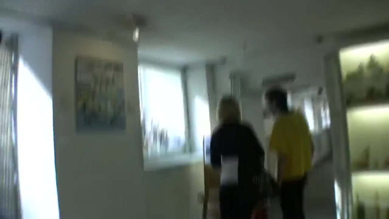 Fellow tries to seduce Dasi West to have sex