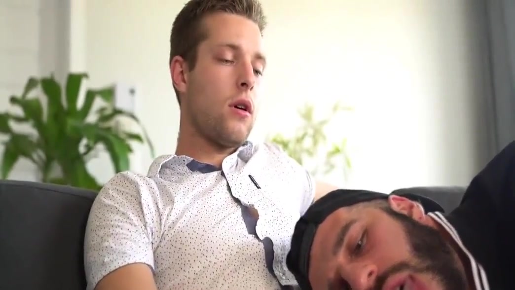 Stepdaddy Seducing His Young Straight Stepson 8 Min