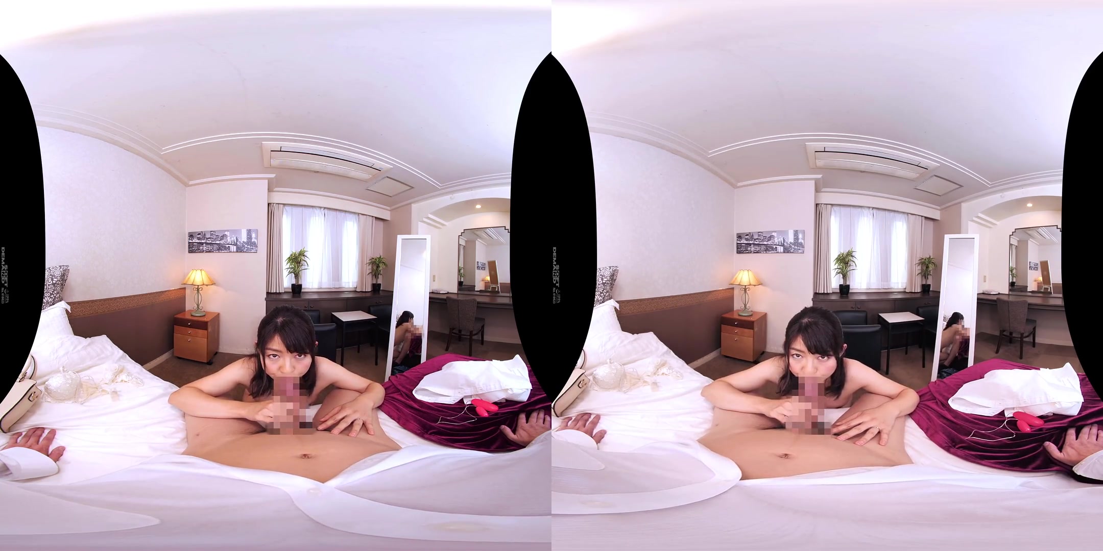 38 Year Old Ordinary Stepmom Naho Yamaguchi Makes her VR Debut; Amateur Japanese MILF