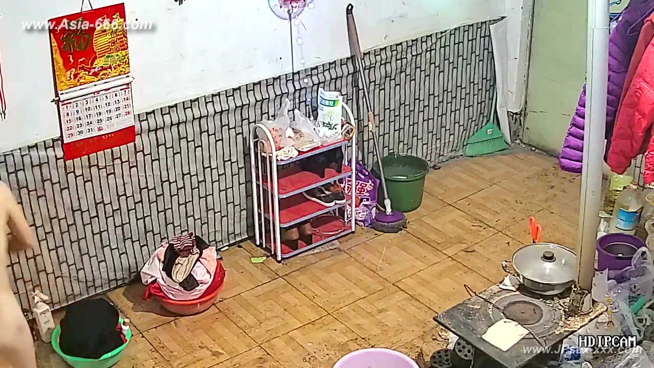 peeping chinese bath.63