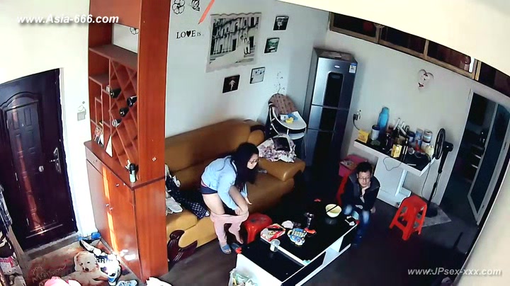 Hackers use the camera to remote monitoring of a lover's home life.310