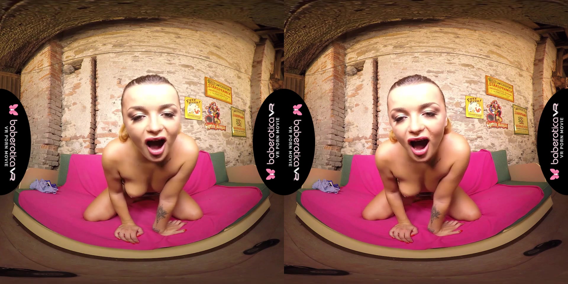 Petite Daphne Klyde Sticks Whole Toy Up Her Cunt - BaberoticaVR