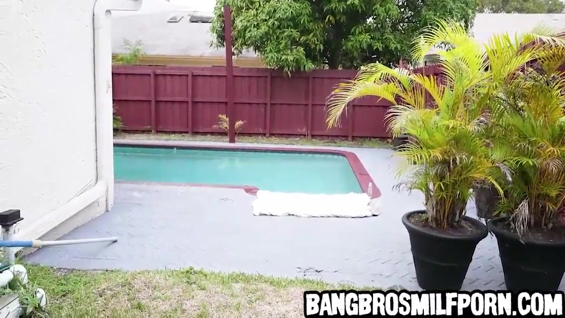 Milf With A Big Round Ass And Huge Tits Punishes Two Boys Who Were Spying On Her 5 Min With Chris Lockwood And Ethan Seeks