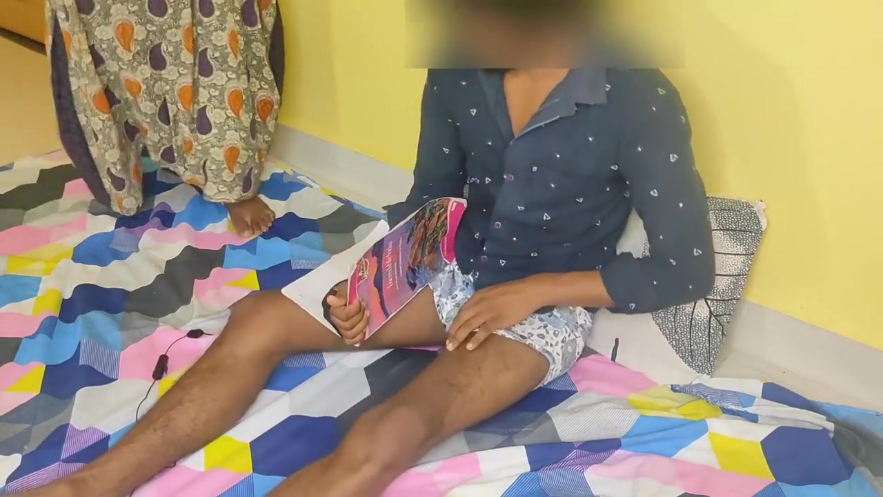 Nepali Stepmom Caught Stepson Masturbation While Studying