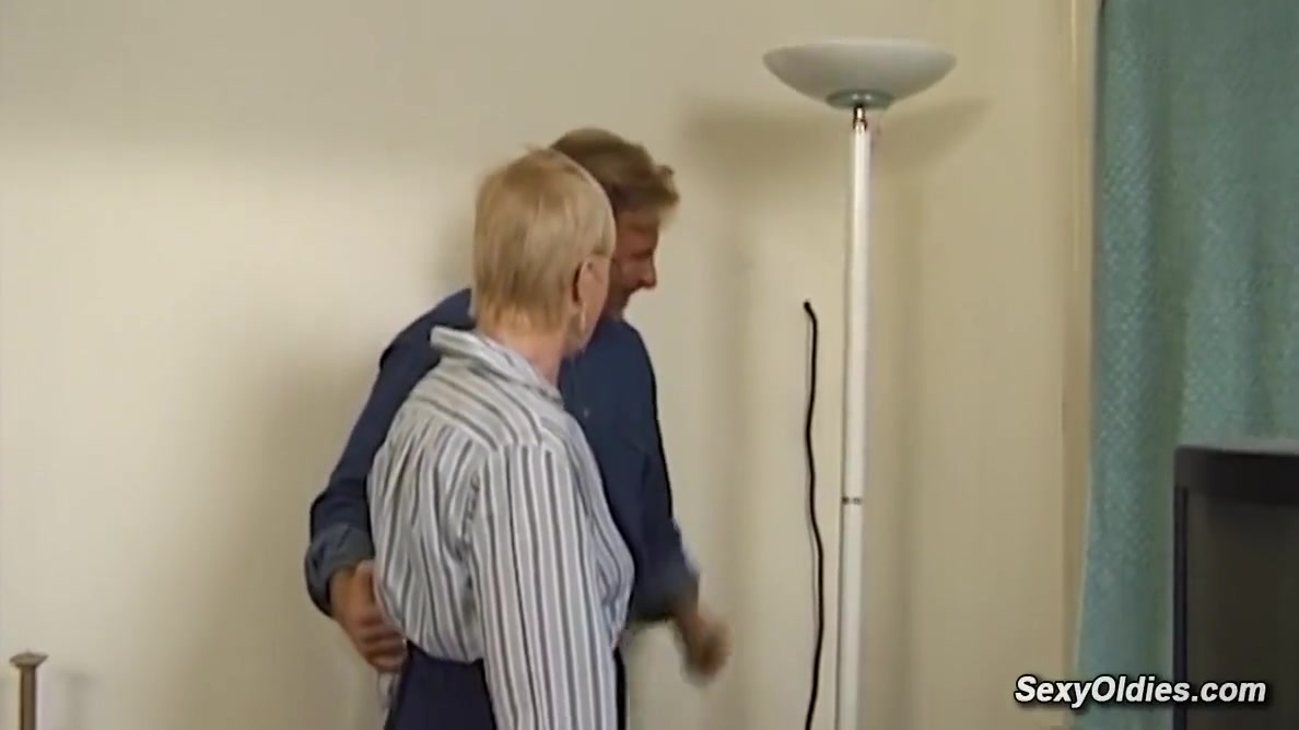 Blonde German Granny Uchina Sucking And Fucking With A Guy