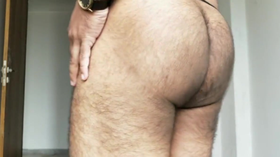 Big Gaand Ass Boy Masturbating At Construction Site Episode 2