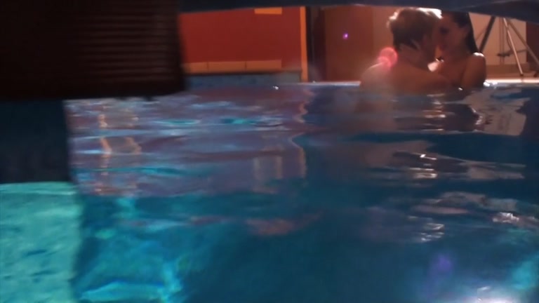 Wild group fucking in the pool
