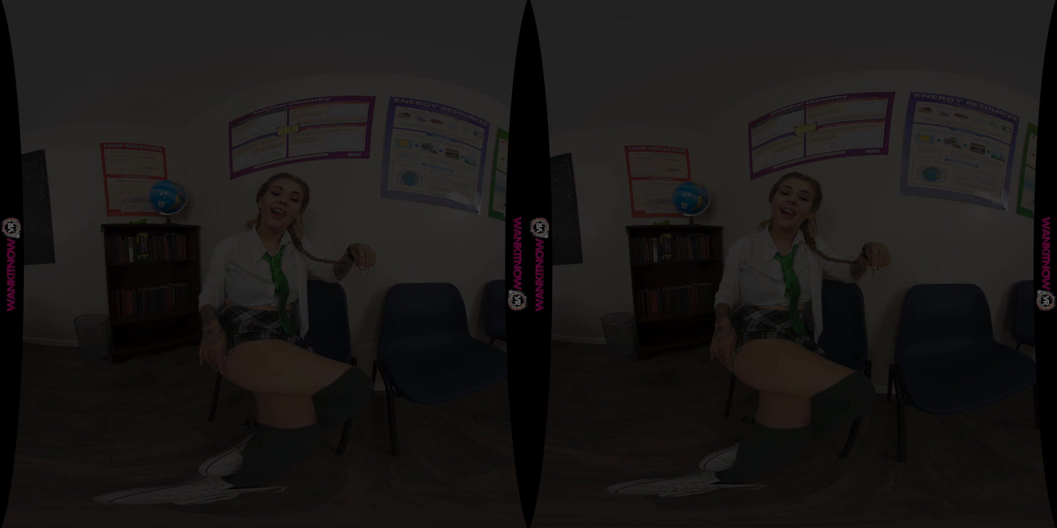 Grade 'A' Wank featuring Esme - WankitNowVR