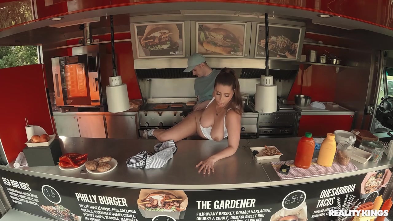 Food Truck Video With Sam Bourne, Lady Lyne - RealityKings