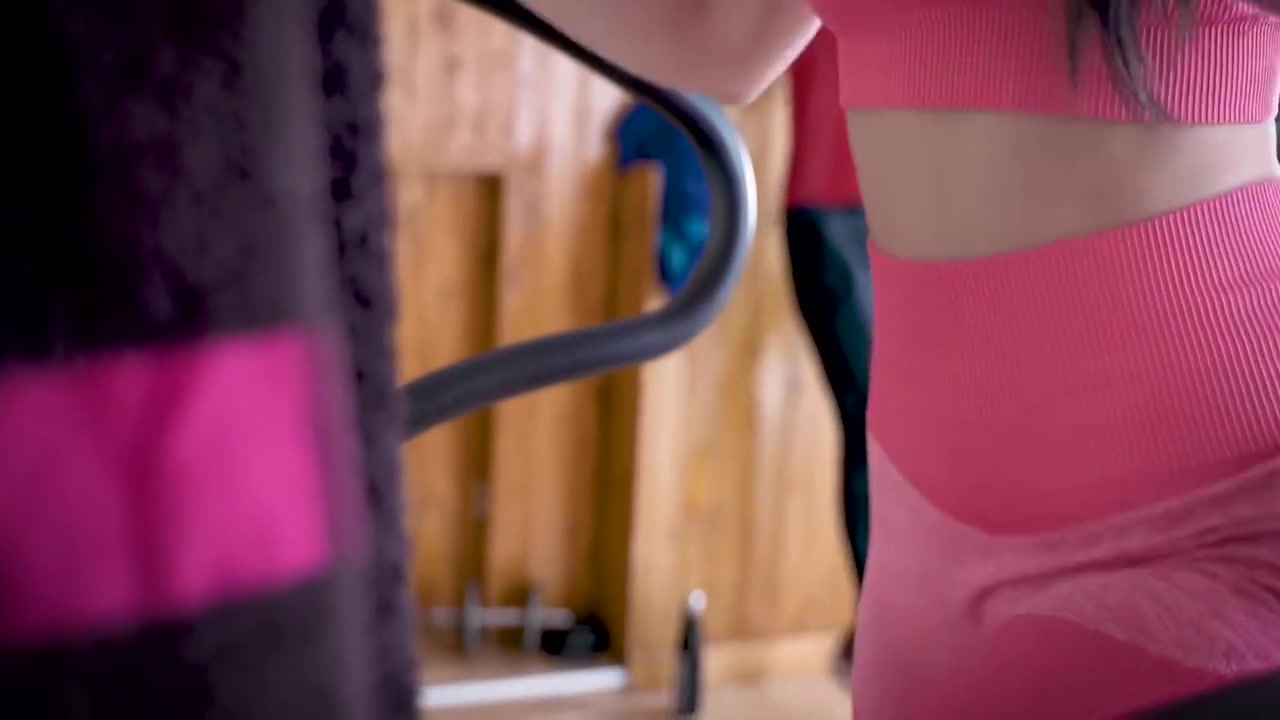 Moona Snake And Capitano Eric In Sex In The Gym For Young Girl And Her Personal Coach With And 4 Min