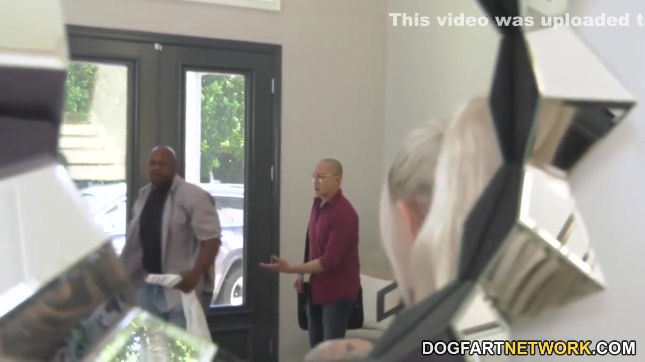 Cuck Hubby Learning From Muscular Black Guy How To Fuck His Wife