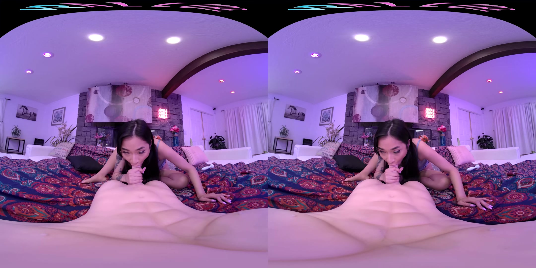 Avery Loves Neon - VRAllure