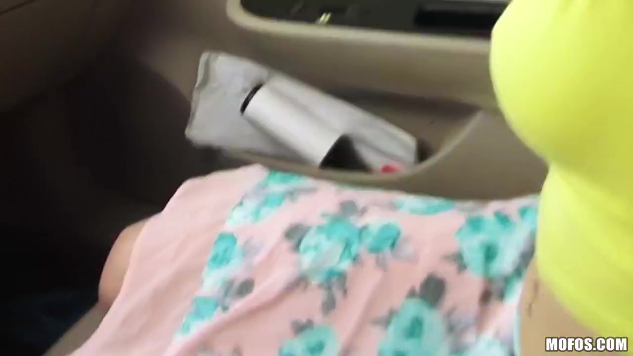Sweet hottie need a ride