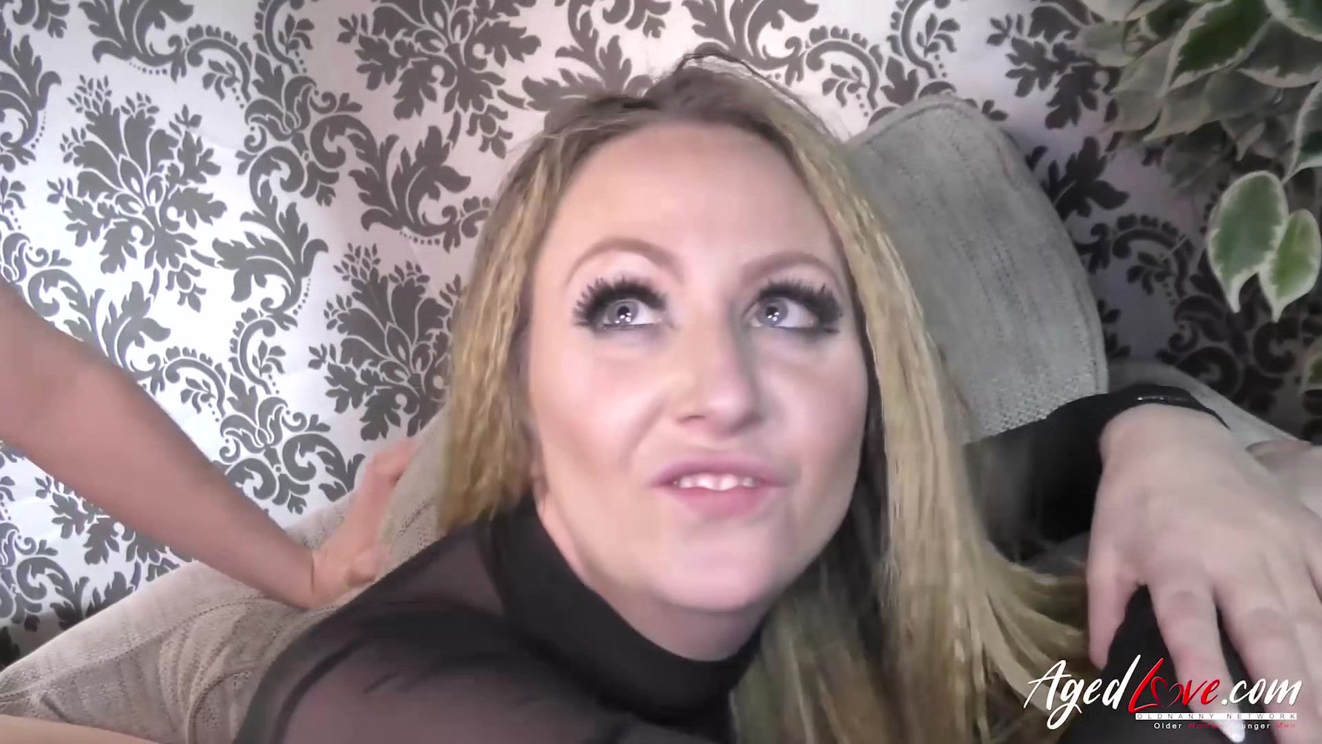 AGEDLOVE Mature Sex In The Bar With ClassyFilth and Big Johnny