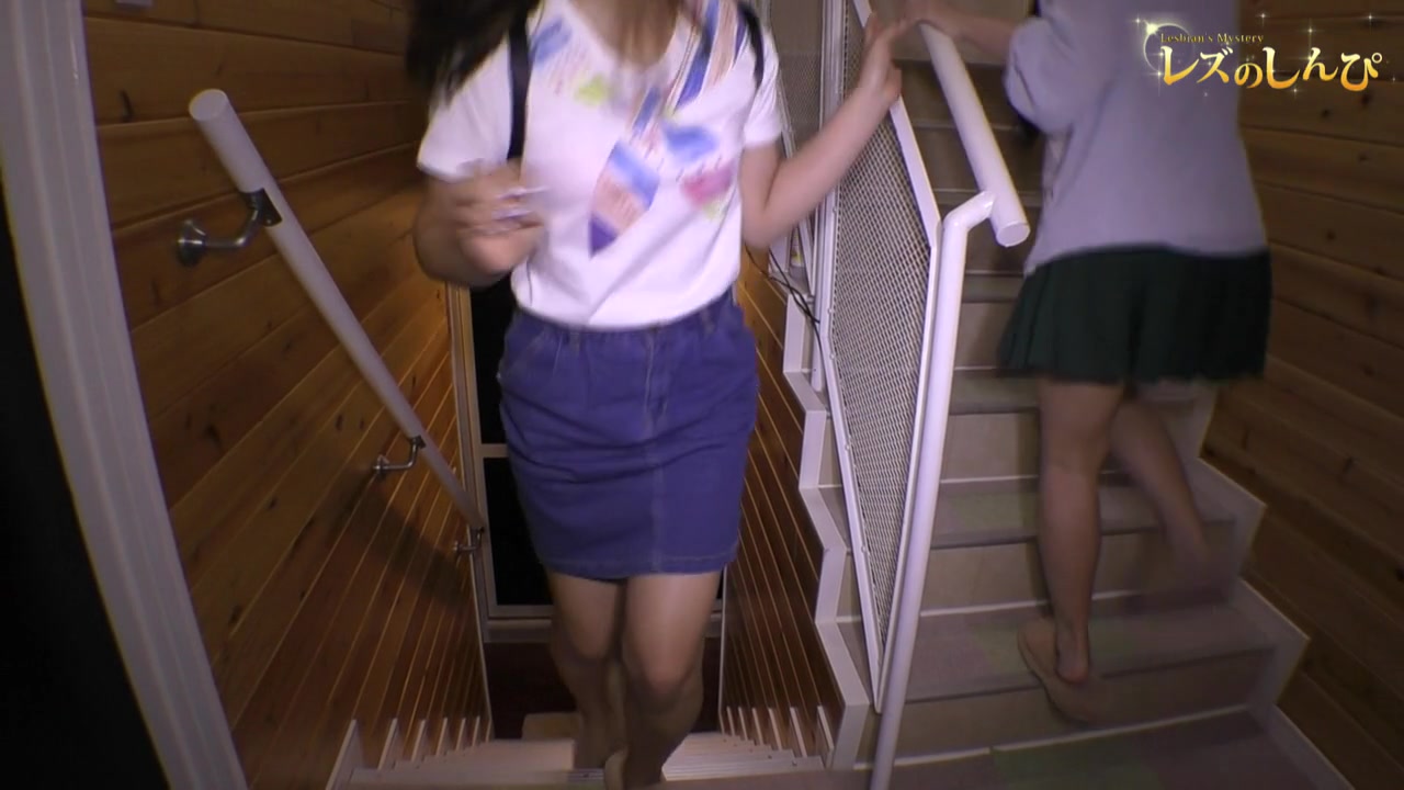 I cheated my friend and brought it. - Fetish Japanese Movies - Lesshin