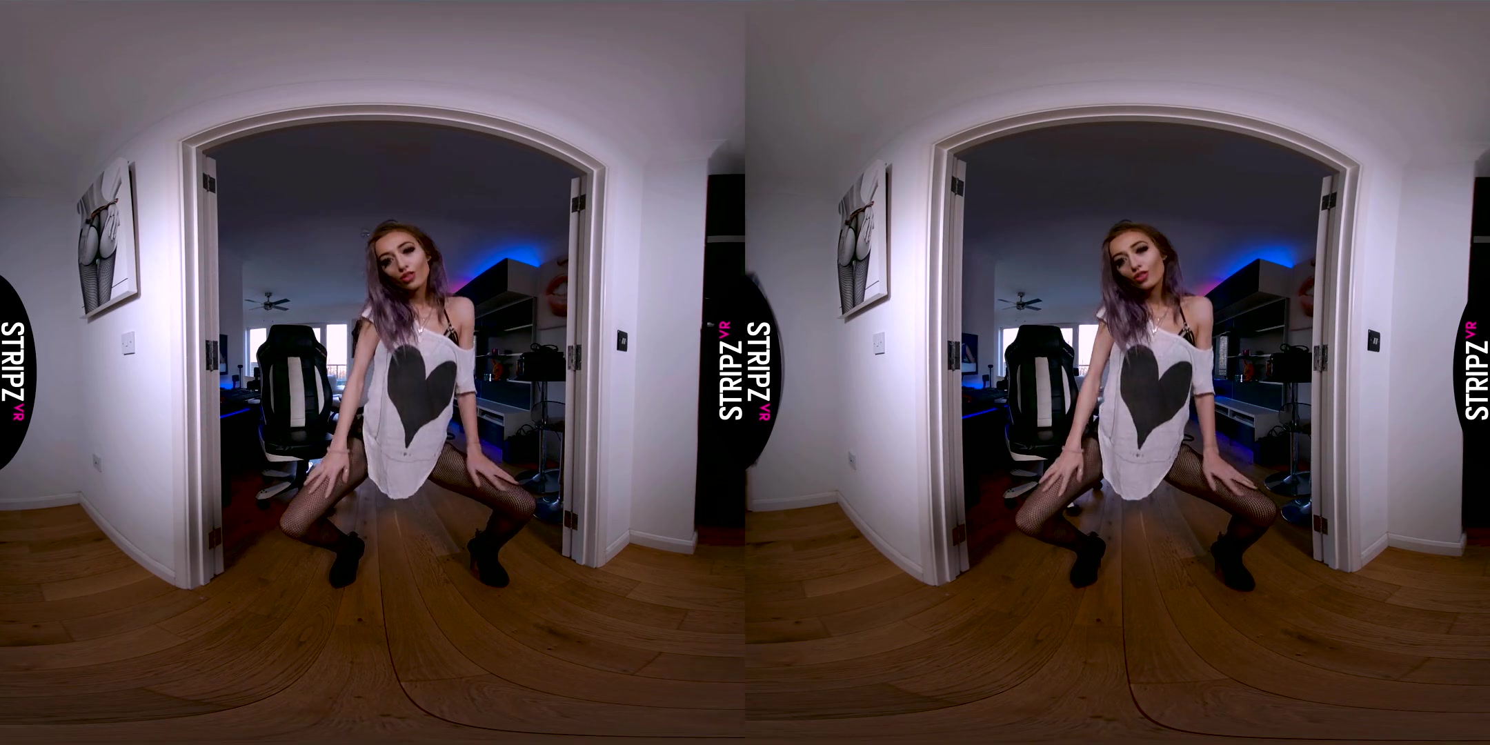 Jizzles in Dark Heart - StripzVR