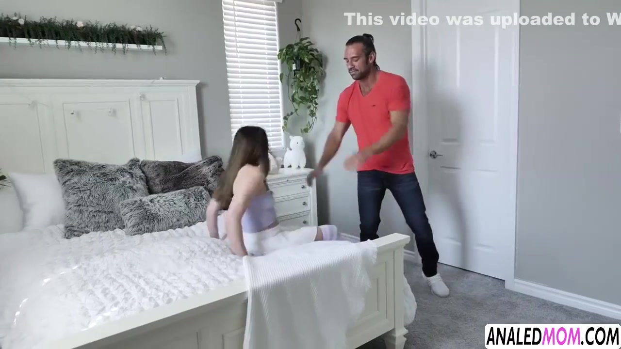 Naughty Milf Analed By Stepdaughters Bf - Summer Hart