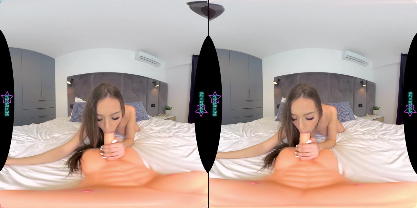 Love To Suck Hard Cocks - VRStars