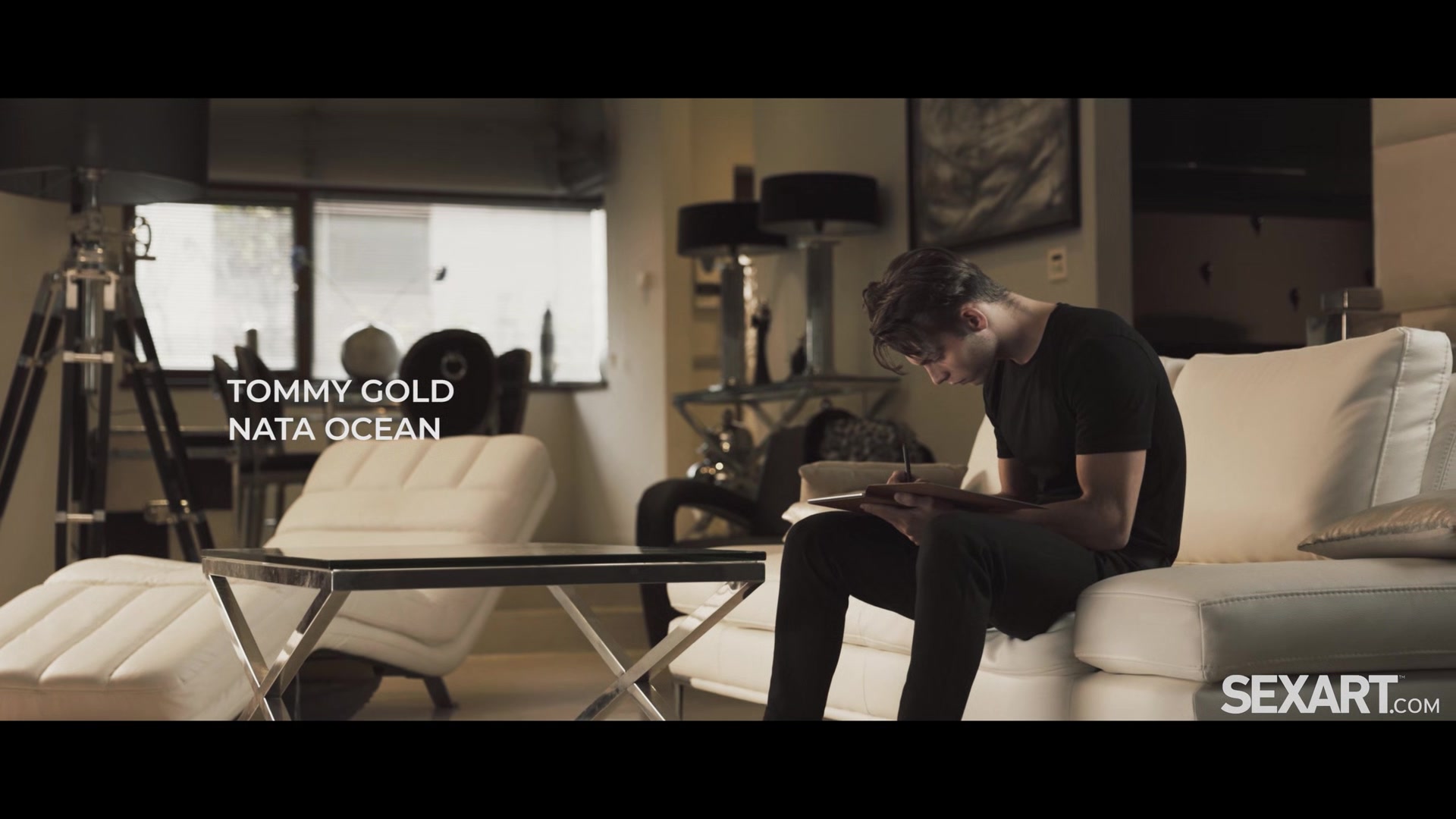 Living It Up - Nata Ocean & Tommy Gold