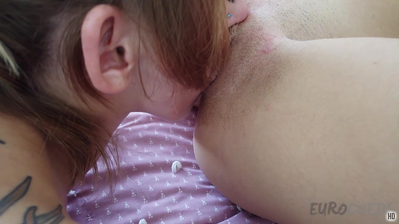Pov Lesbian Pussy Licking Miss Pussycat With Her New Friend Alex In The Bedroom