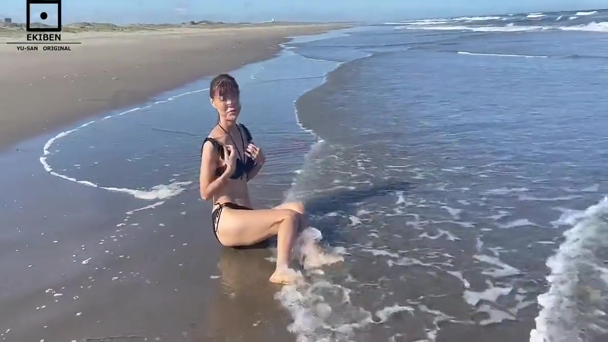 Strip And Dance On The Beach She Loves Utterly Stark Naked